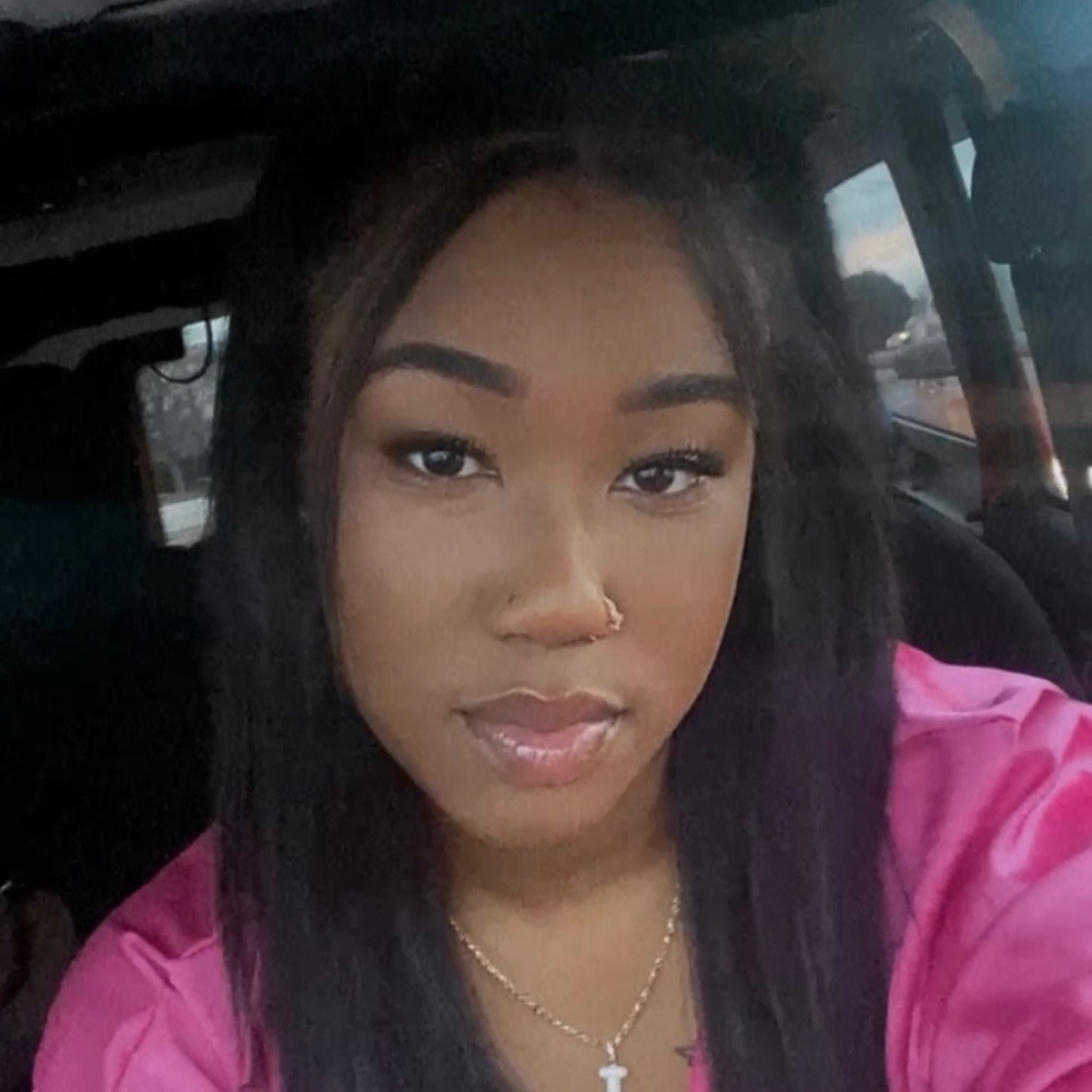 Meet your Posher, Imani